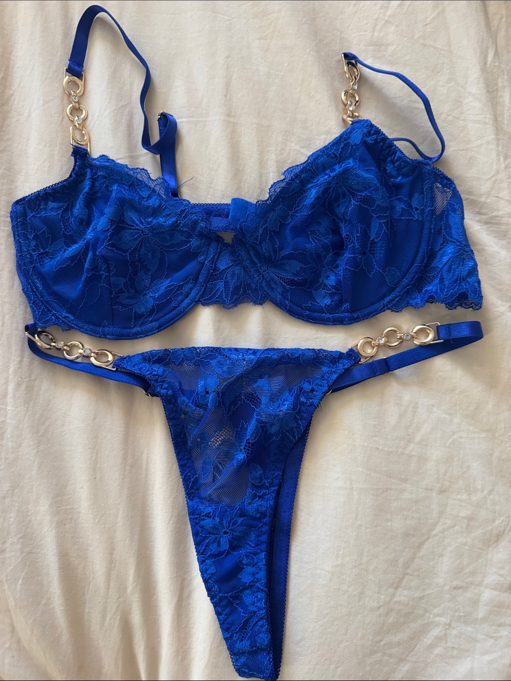Royal Blue Lace Lingerie Set with Gold Chain Accents
